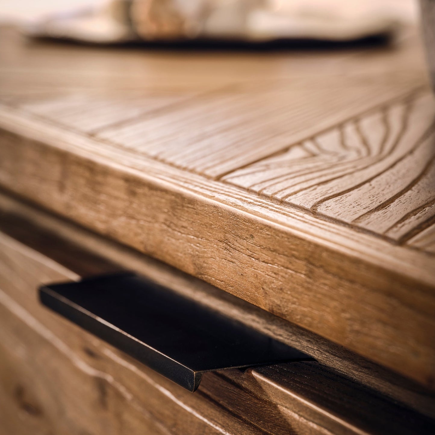 Willis Gambier Sorrento Contemporary Console Table Details