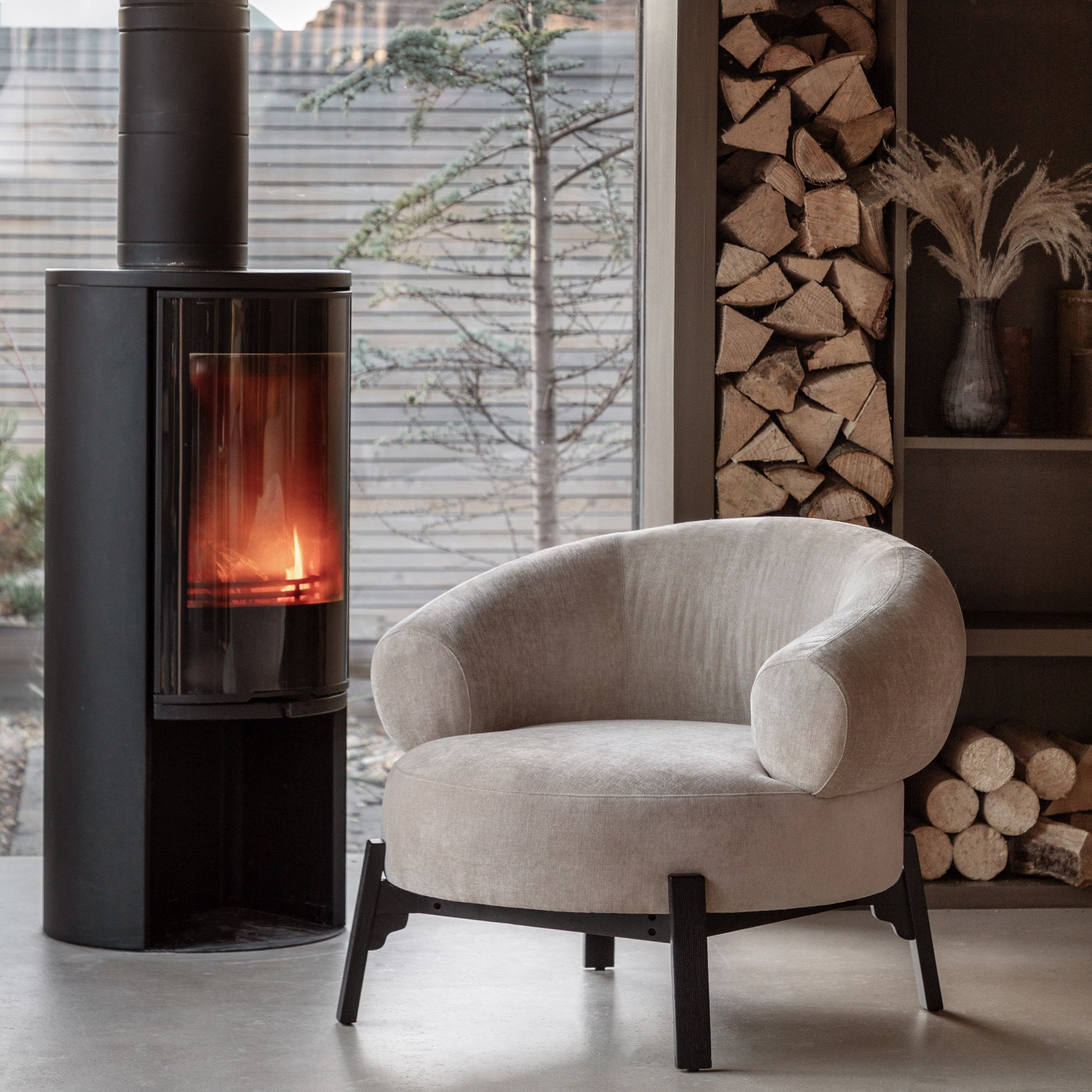 Ardo Armchair