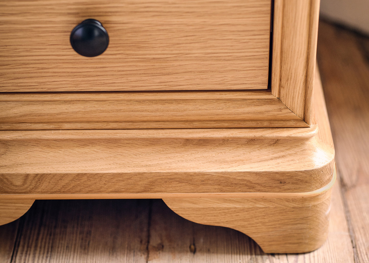 Bordeaux French Bedside Table - Closeup