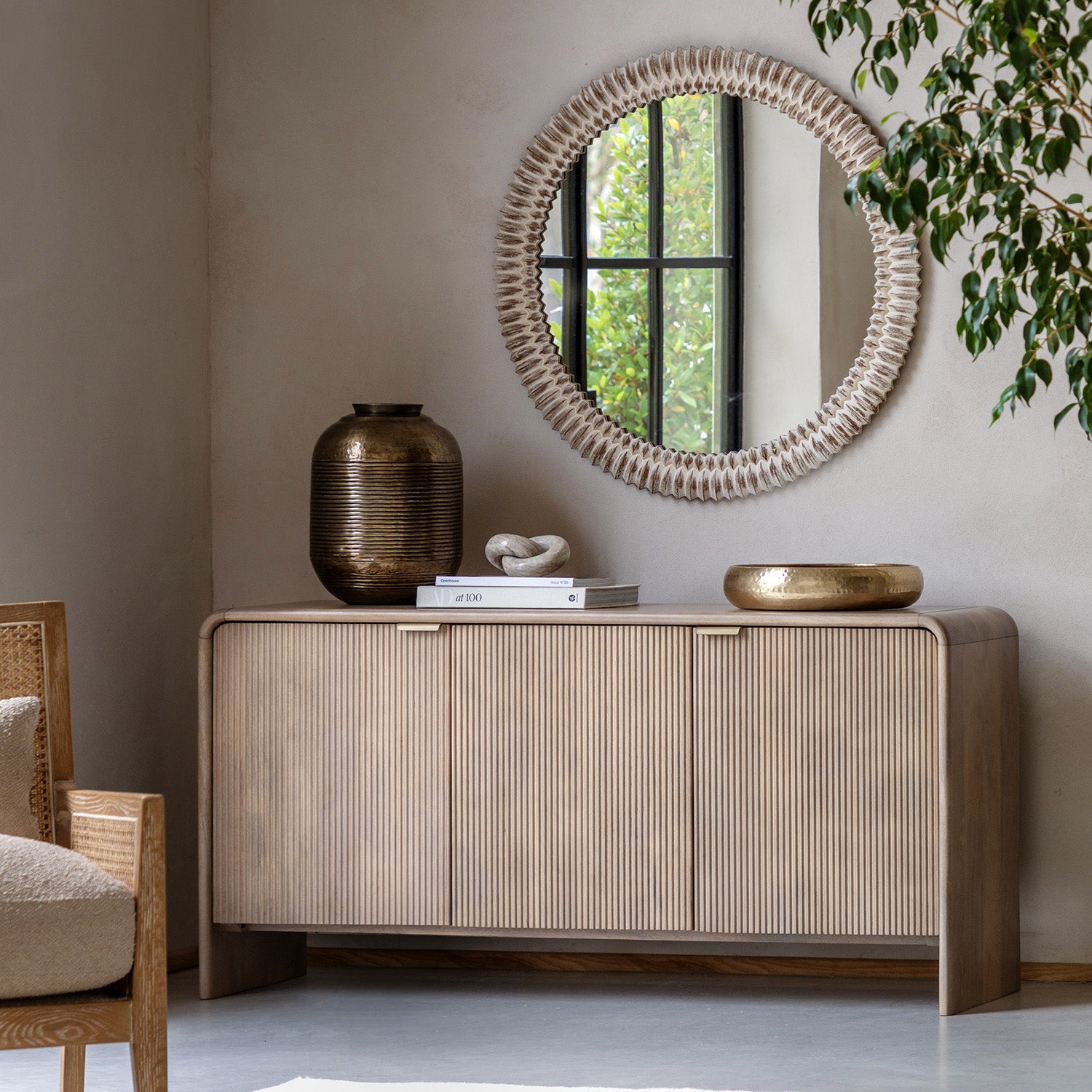 Colonna Modern 3 Door Sideboard