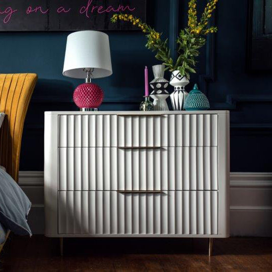 Lily Off-White High Gloss 3-Drawer Chest