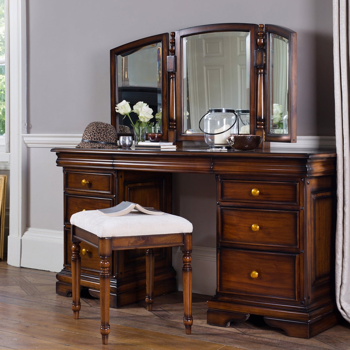 Normandie French Sleigh Dressing Table with Mirror