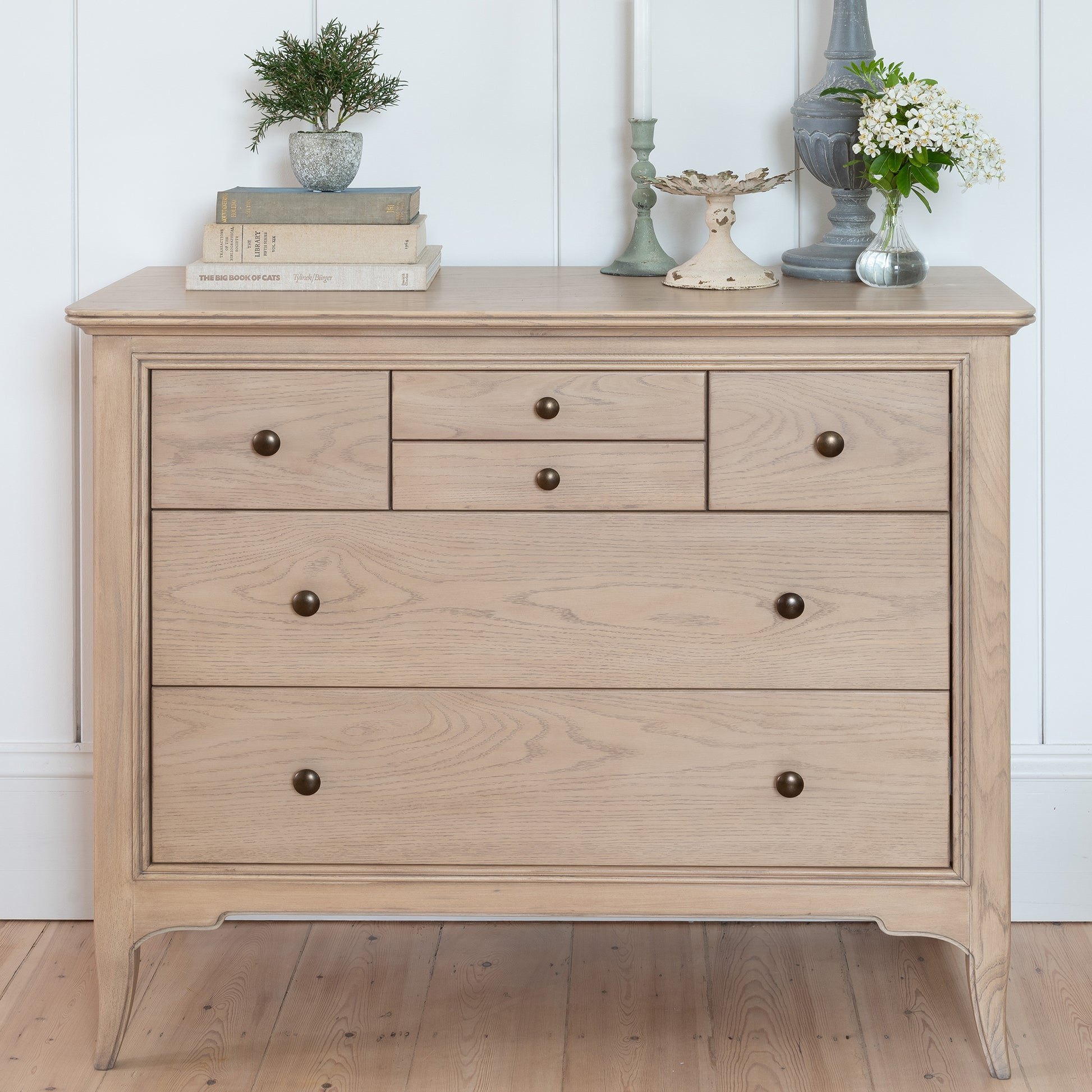 Willis Gambier Toulon Oak 6 Drawer French Chest