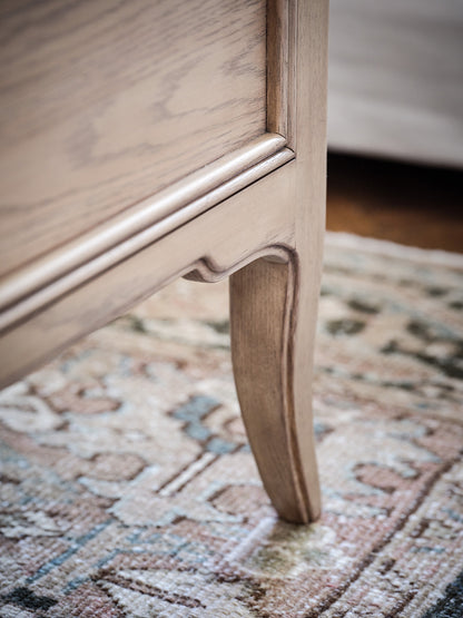Toulon French TV Cabinet - Leg Design