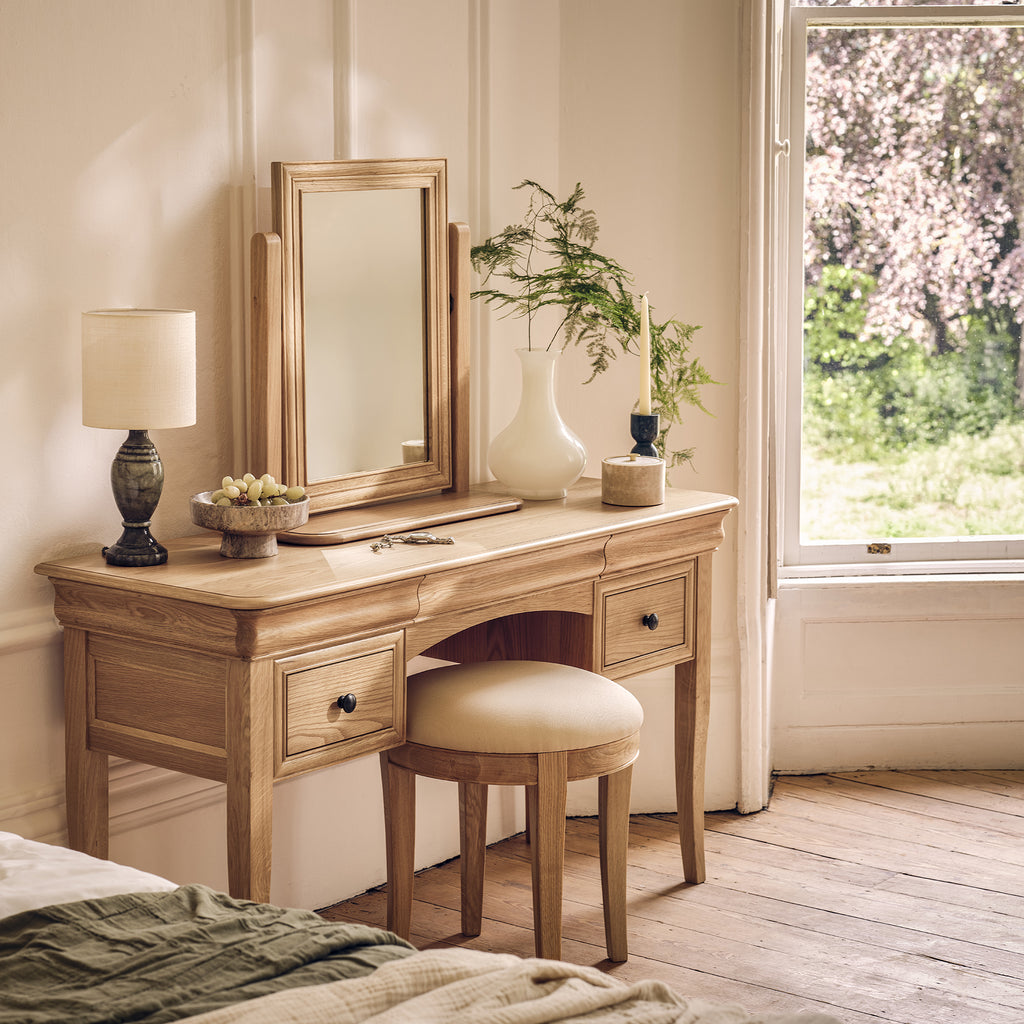 Willis Gambier Bordeaux French Dressing Table